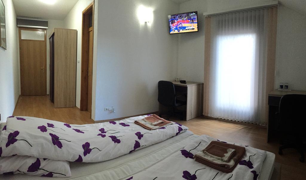 Bihać City Bridge Guest House מראה חיצוני תמונה